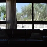 Zest House 3*