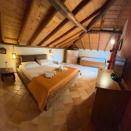 Zest House Bed & Breakfast 3*