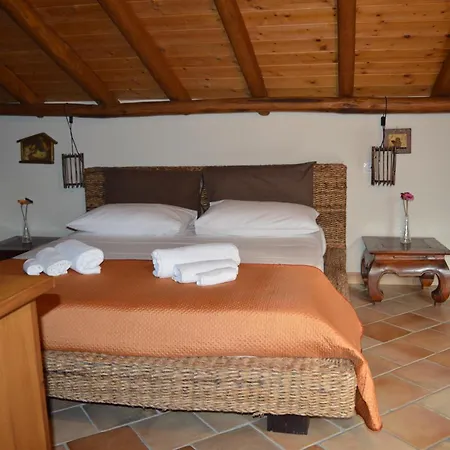 Bed & Breakfast Zest House